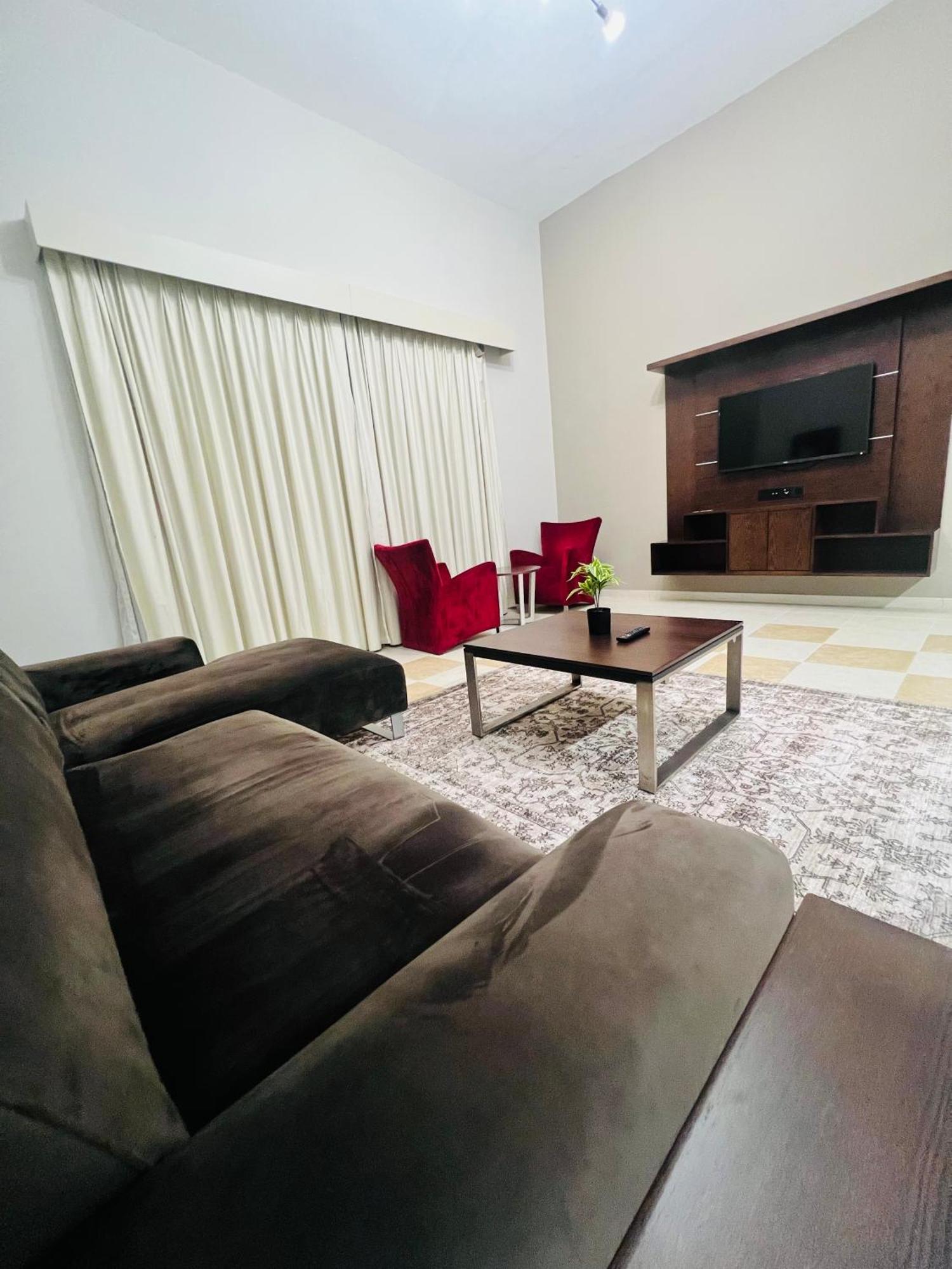 Alraef Luxury Apartments Dubai Exterior photo