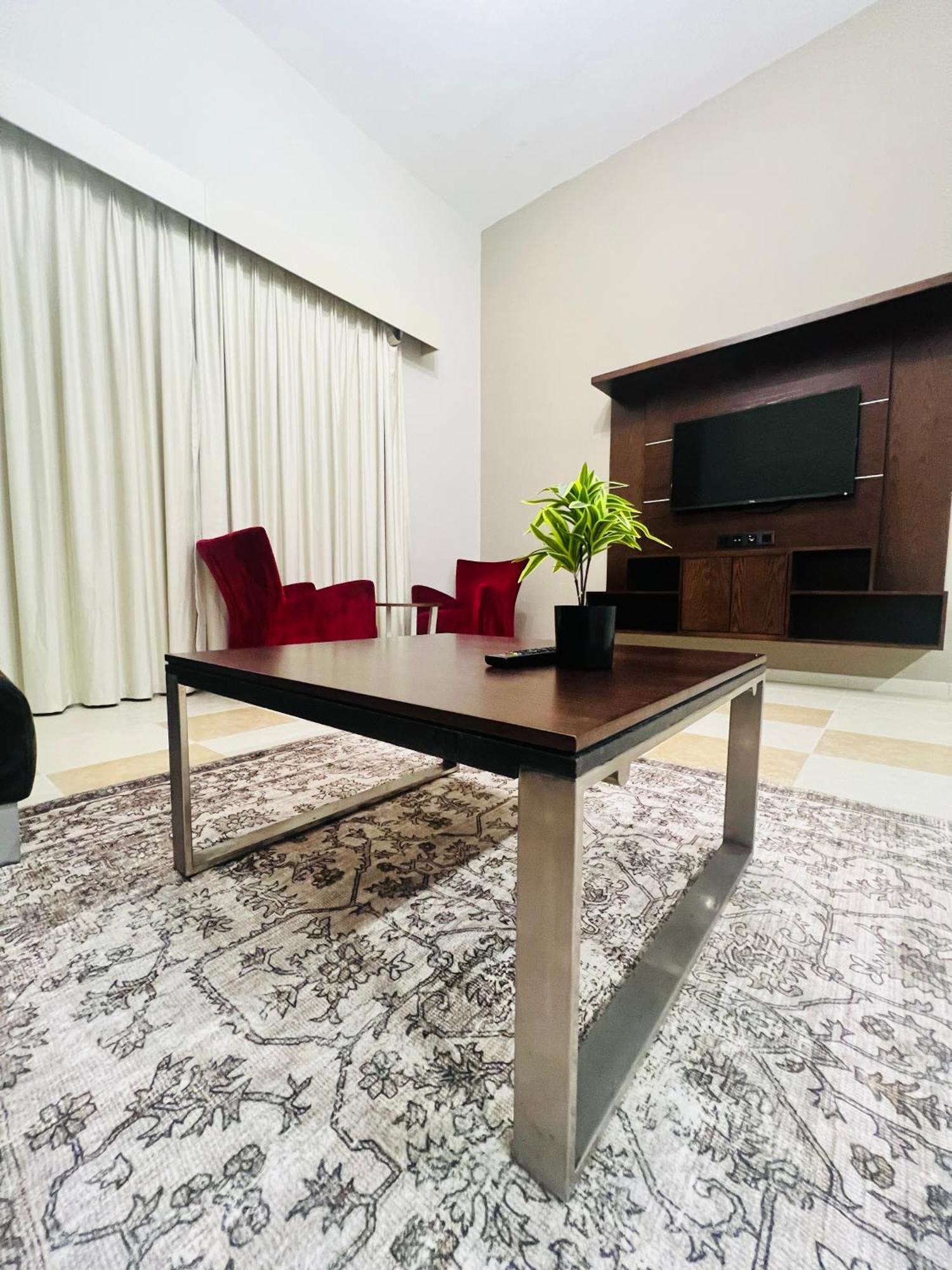 Alraef Luxury Apartments Dubai Exterior photo
