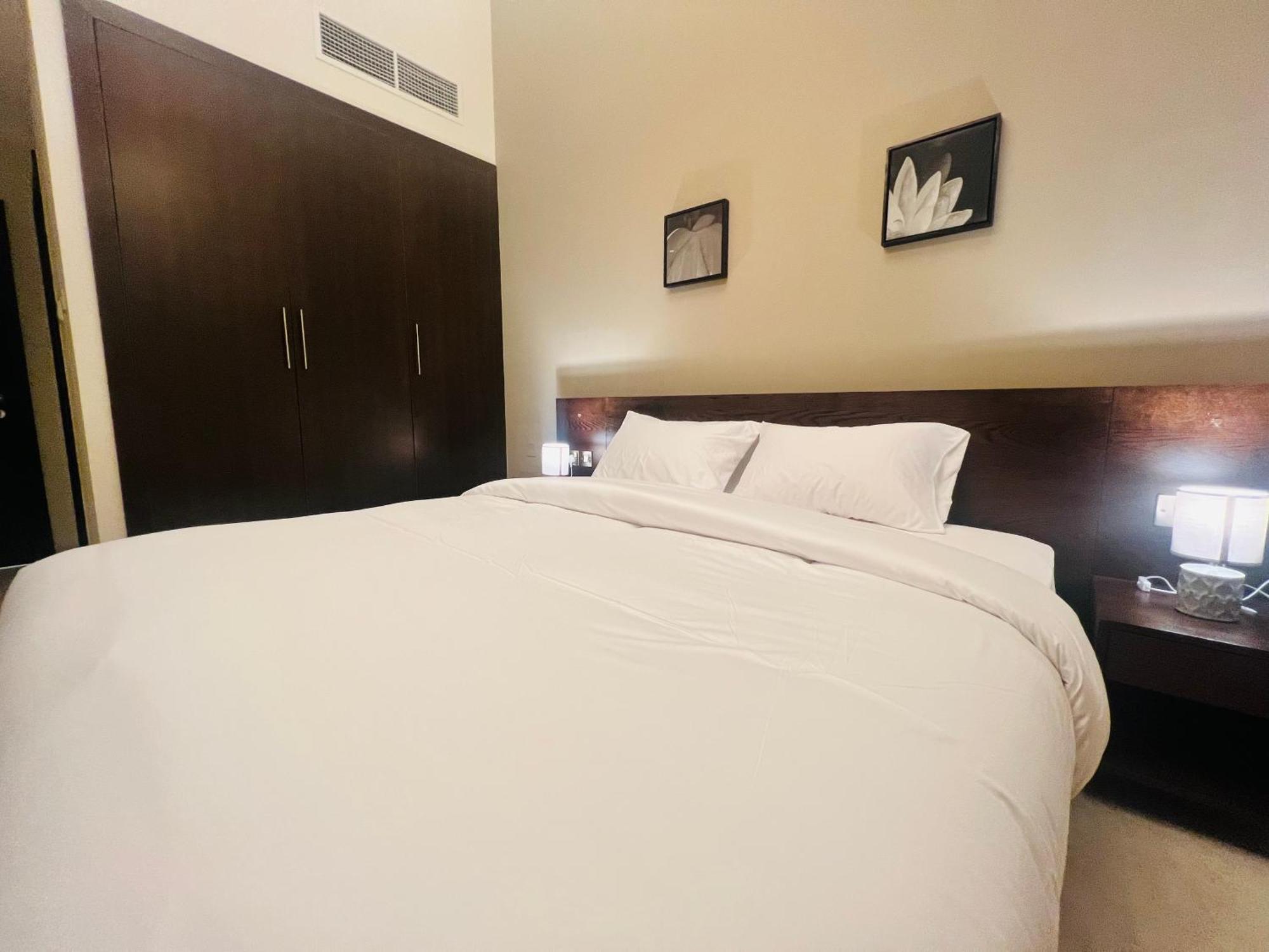 Alraef Luxury Apartments Dubai Exterior photo